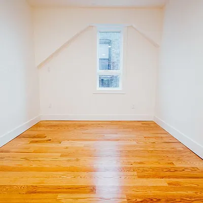 Rented by Nooklyn NYC LLC | media 70