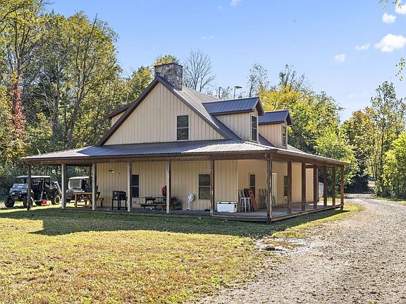 3rd image of 15909 Middlefork Rd