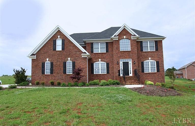 1st image of 211 Two Creek Dr