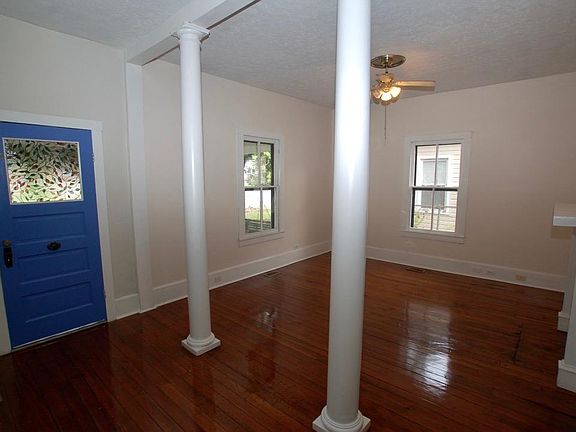 4th image of 428 E Springdale Ave