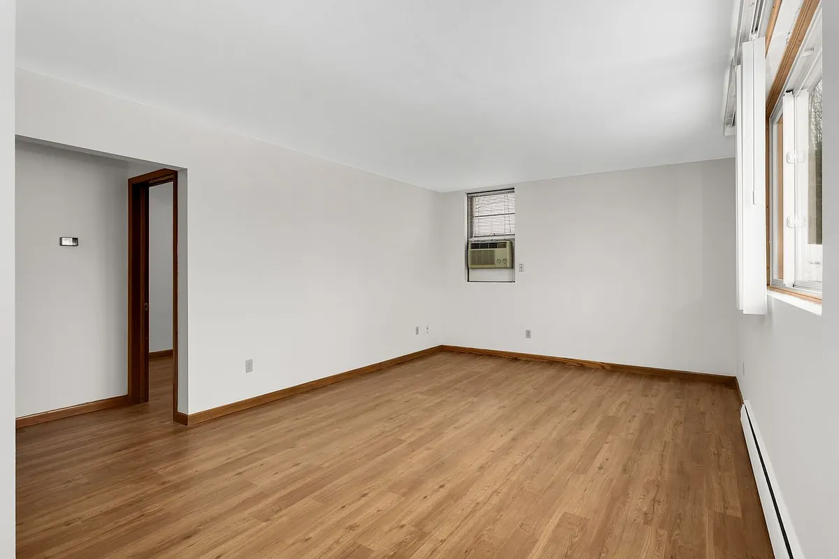 Building Photo - One Richfield, LLC