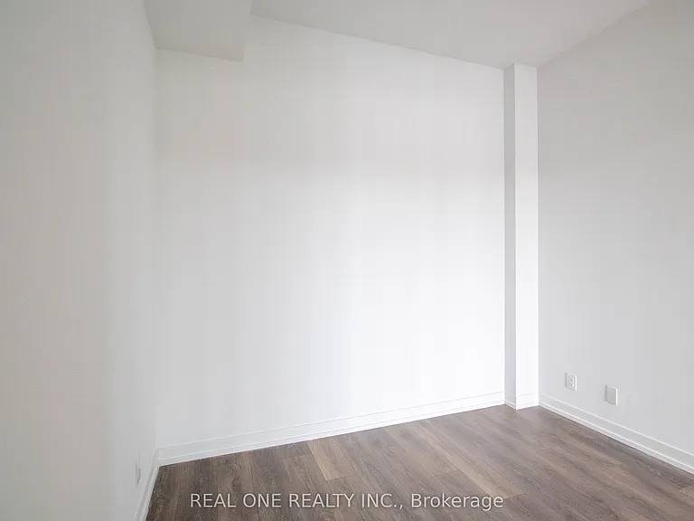 2020 Bathurst St #722 — Photo 23