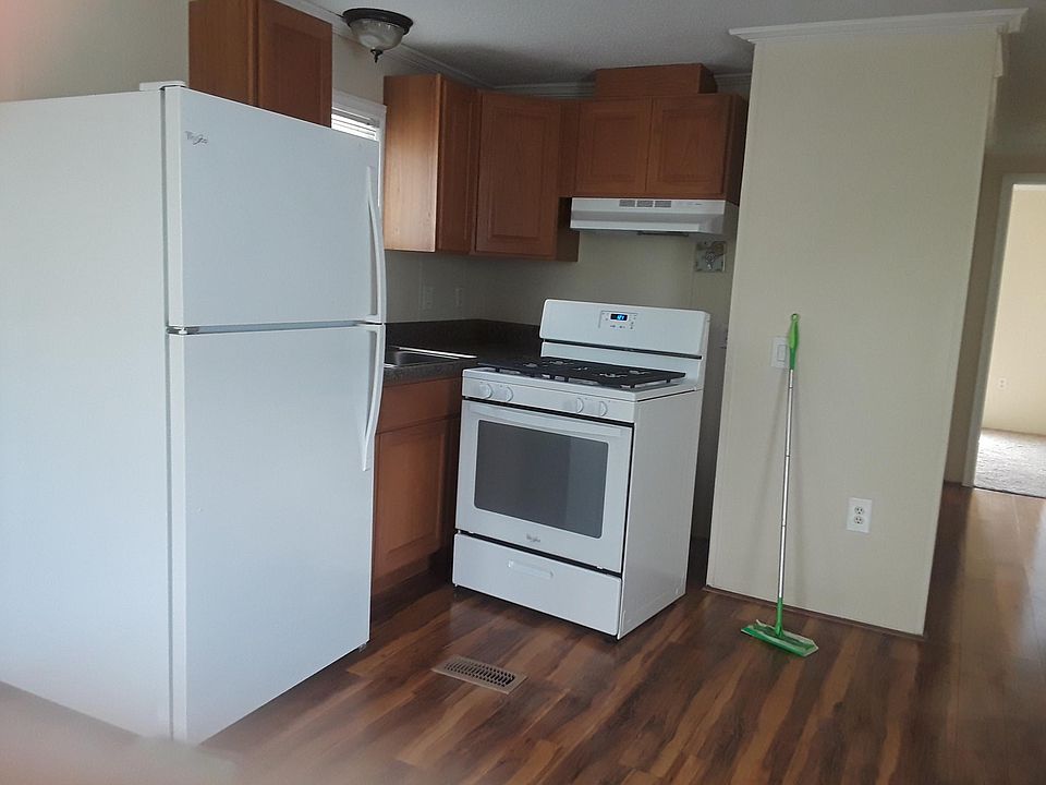 1st image of 1942 Central Ave #27