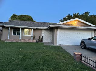 7236 Arutas Dr, North Highlands, CA 95660