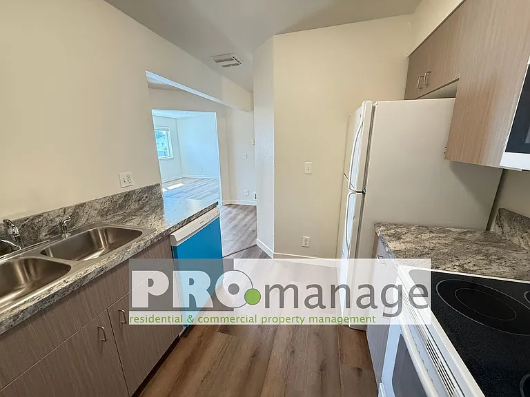 2137 Stace St. — Photo 7