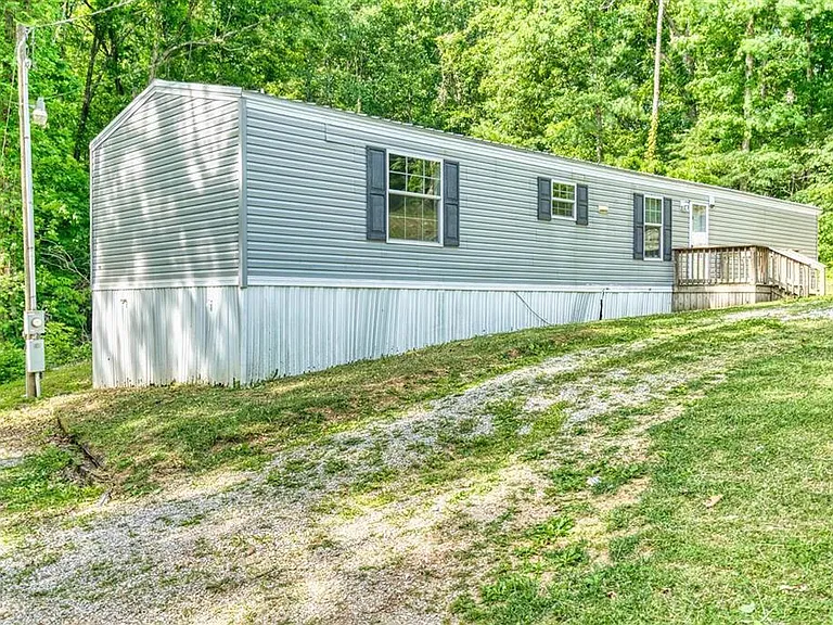 71 Baldwin Cir — Photo 14