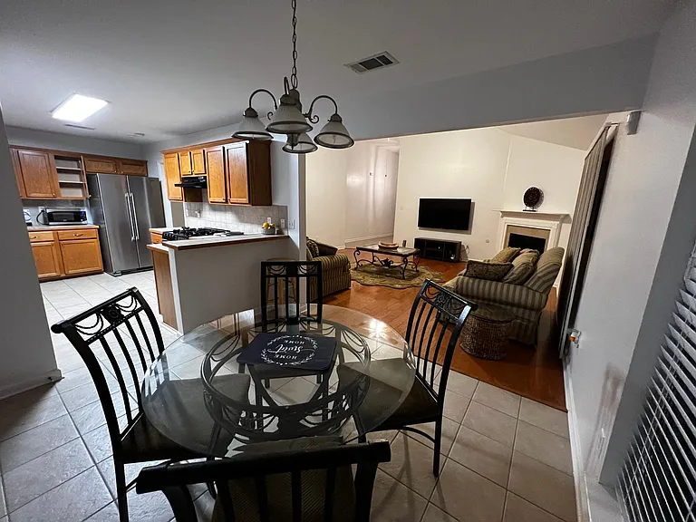 5282 Faulkner Dr — Photo 7