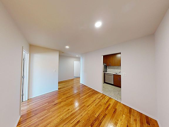 4th image of 284 Mott St APT 8O