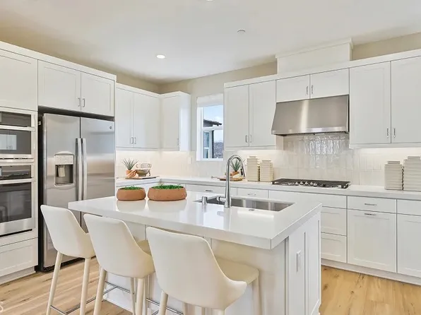 27537 Grand Fir Way, Valencia, CA 91381