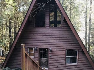 166 Red Oak Ln, Clarkesville, GA 30523