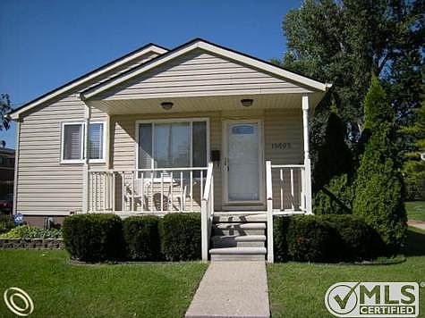 15805 Pomona Dr.JPG