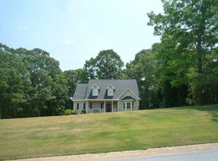 47 Long Island Dr, Whitesburg, GA 30185