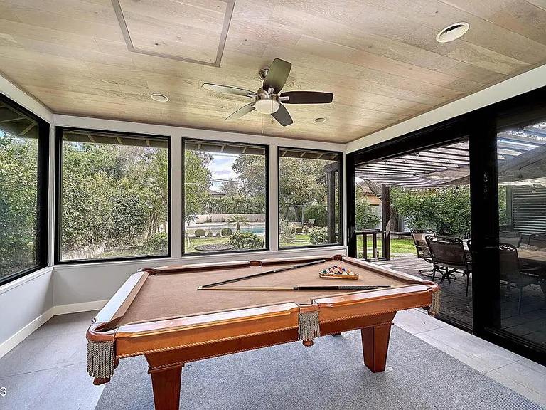 4330 Bel Aire Dr — Photo 16