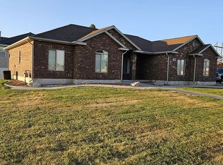 1608 W 1300 N, Clinton, UT 84015