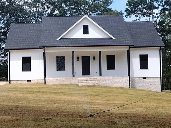 375 Hawthorne Ln, Savannah, TN 38372