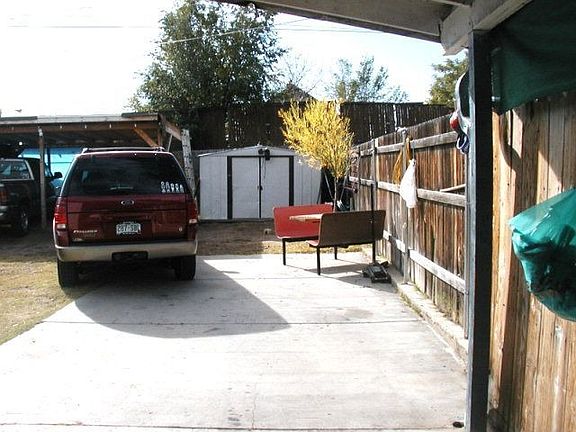 5th image of 1642 E 1st St