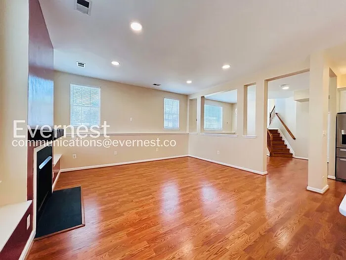 8348 Middle Ruddings Dr — Photo 8