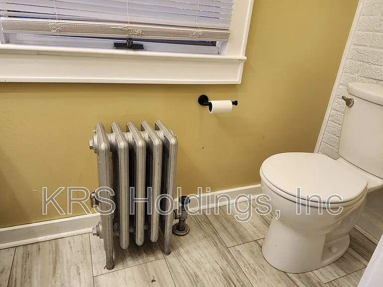 21 Port Republic Rd — Photo 22