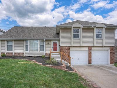 10001 Wedd Dr, Overland Park, KS, 66212