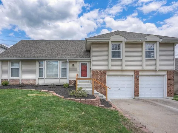 10001 Wedd Dr, Overland Park, KS 66212