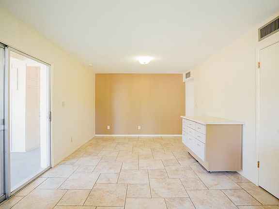 4th image of 4574 W Altadena Ave