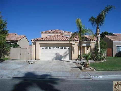 Two story, side access RV parking