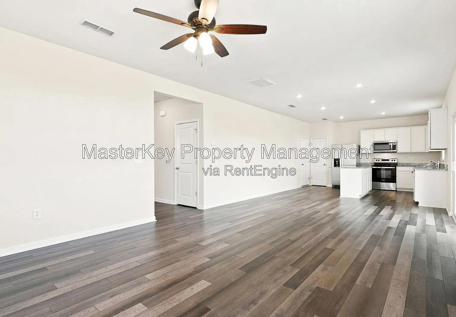3 bed, 2.5 bath, 2083 sqft, $1,975 — Photo 4