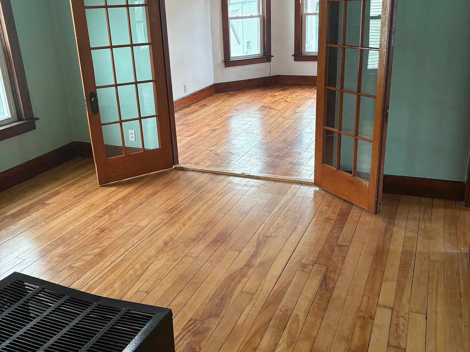3 bed, $2,150 — Photo 3