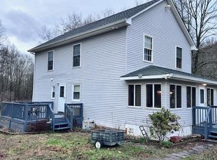 13 Herlings Rd, Wurtsboro, NY 12790