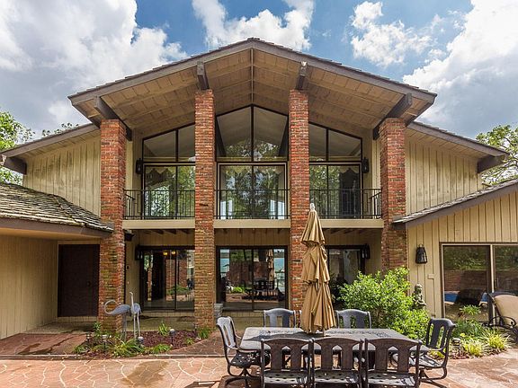 5225 Rollingwood Trl-10