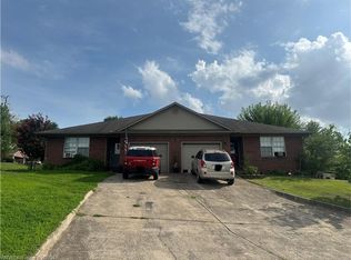 2814 Laura Ln #A & B, Van Buren, AR 72956