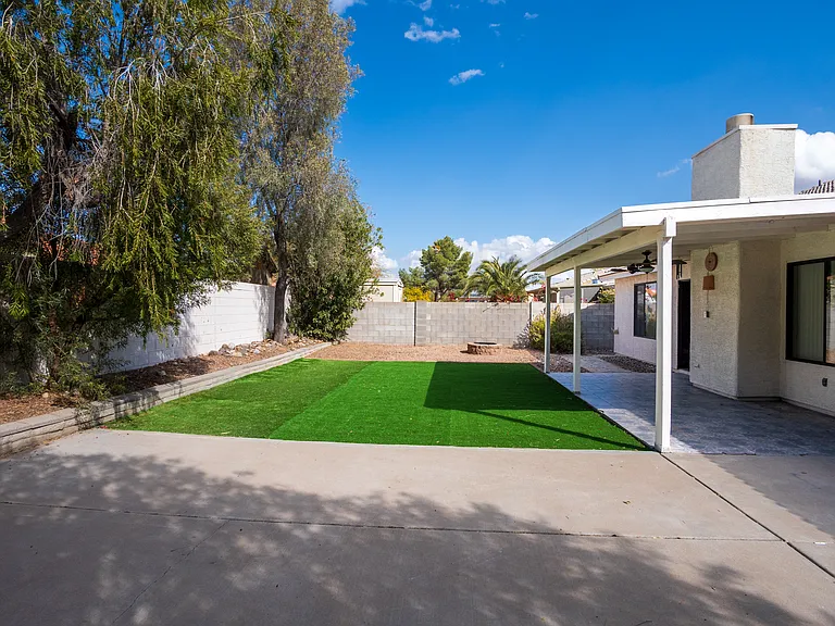 9599 E Dunnigan Dr — Photo 34