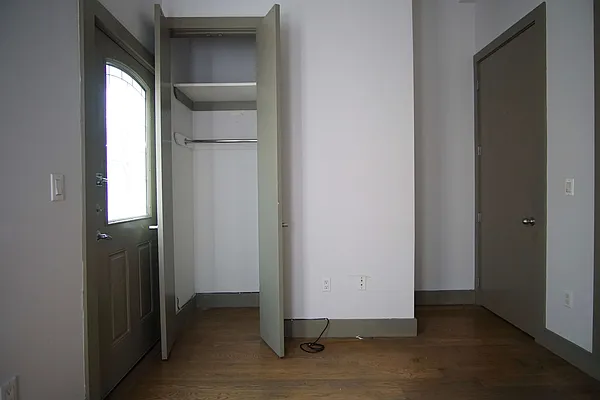 Rented by Lofts and Flats LLC | media 44