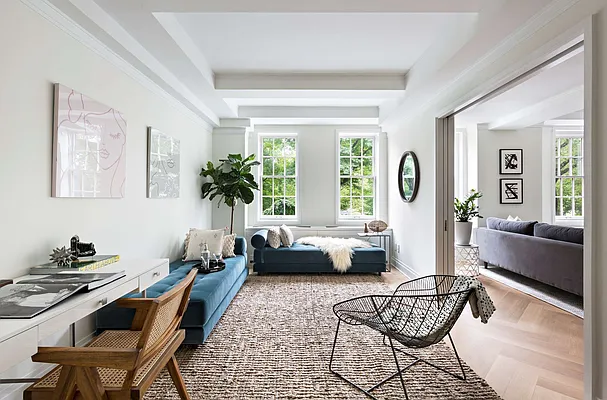 Sold by Compass | media 5