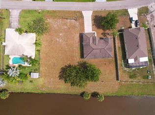 208 SW Ridgecrest Dr, Port Saint Lucie, FL 34953