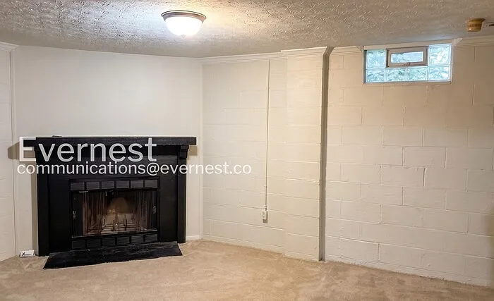 1268 Michigan Ave — Photo 7
