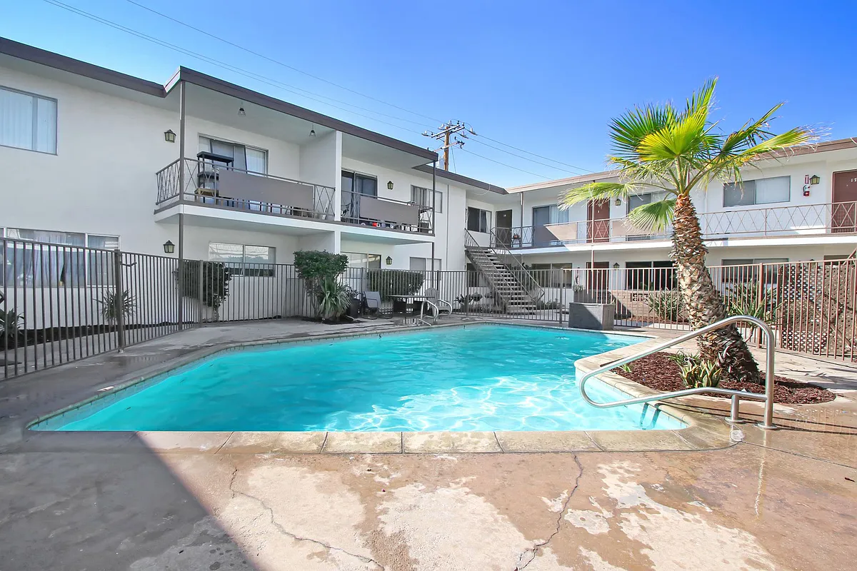 Building Photo - Ridgeview Apartments