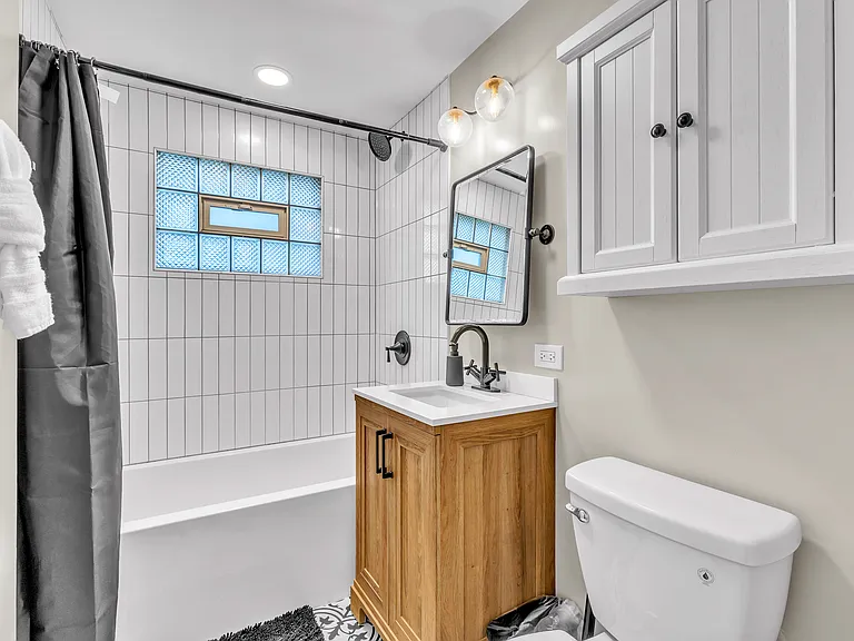 860 S Spring Rd — Photo 32