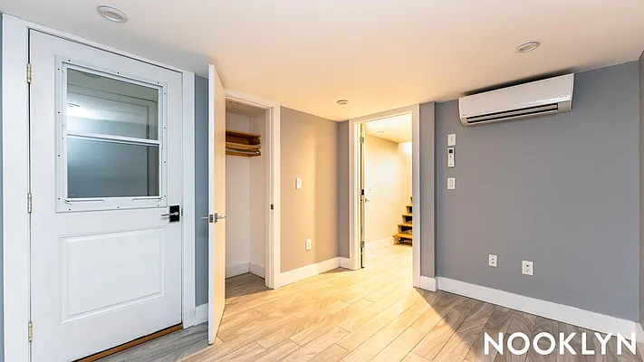 Rented by Nooklyn NYC LLC | media 27