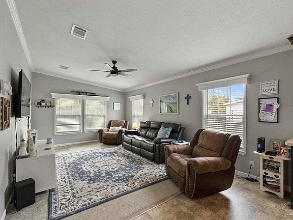 4th image of 5144 Pauline St