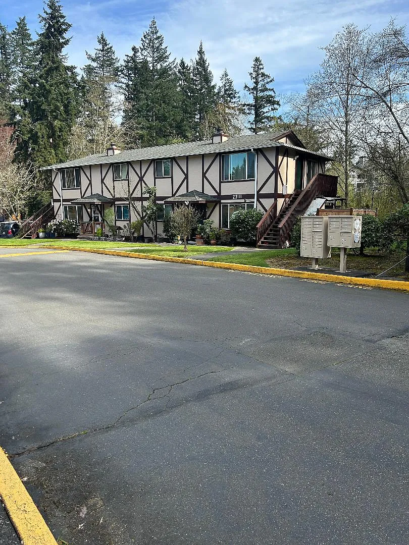 Cedar Terrace — Photo 4