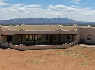 10159 E Rocking W Ranch Rd, Hereford, AZ 85615