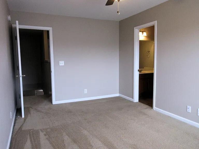 341 Sam Houston Cir — Photo 15