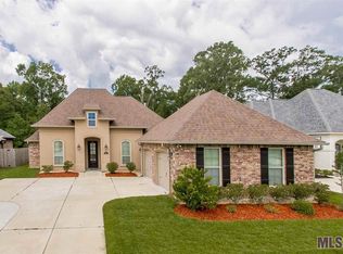 18227 Old Trail Dr, Prairieville, LA 70769