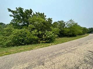 3rd image of LOT 7 Russell Dr