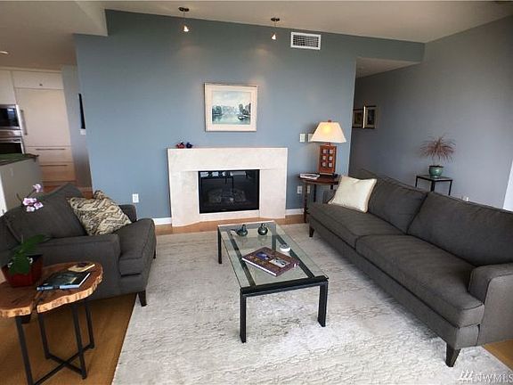 4th image of 10700 NE 4th St Unit 3812