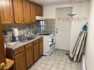 25-05 Ditmars Blvd #BASEMENT, Astoria, NY 11105