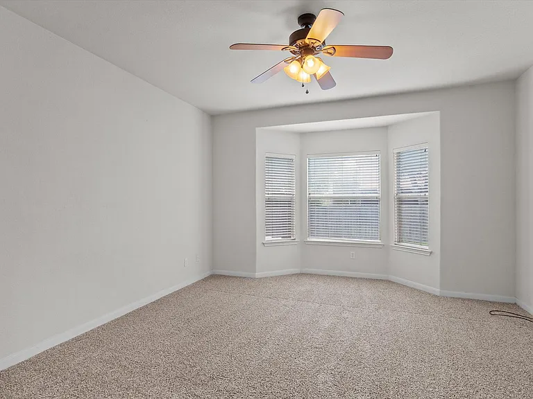 1916 Wheaton Trl — Photo 19