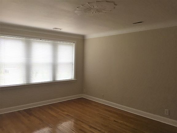 3rd image of 7506 Cromwell Dr APT 2S