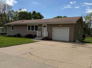 1604 35th St, Sioux City, IA 51104
